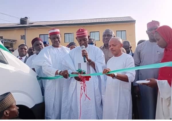 Yusuf-inaugurates-10-FG-CNG