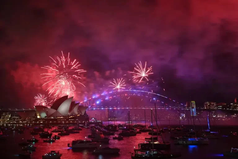 AFP__20241231__36RT2D8__v3__Preview__AustraliaLifestyleNewYear