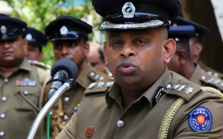 43922070-sri-lanka-police-deshabandu-tennakoon-140815-957x598