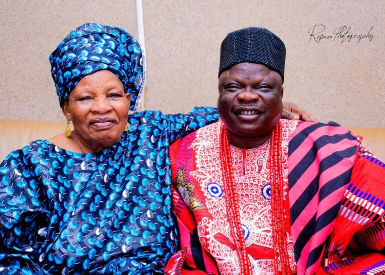 Olofa of Offa's Mother Passes On To Glory The mother of the Olofa of Offa, Oba Mufutau Muhammad Gbadamosi Okikiola Esuwoye II, Ajagungbade I, Matriarch Alhaja Hawawu Awele Gbadamosi (Iya Ijebu), aged 94, has passed away. This was contained in a press release issued by Idowu Olufemi Israel, the Principal Private Secretary to the Olofa of Offa. According to the statement, the respected matriarch breathed her last on the evening of Saturday, April 5, 2025. Born on January 3, 1931, Alhaja Hawawu Awele Gbadamosi lived a long, impactful life devoted to faith, family, and community. She is survived by children, grandchildren, and great-grandchildren. The Janazah (Islamic funeral prayer) is scheduled to take place tomorrow, Sunday, April 6, 2025, by 4:00 PM at the residence of His Royal Majesty, located on Muu Road, Offa, Kwara State. The Palace prays that Almighty Allah forgives her shortcomings, grants her eternal rest in Al-Jannatul Firdaus, and bestows strength upon the family and the entire Offa community to bear this irreparable loss.
