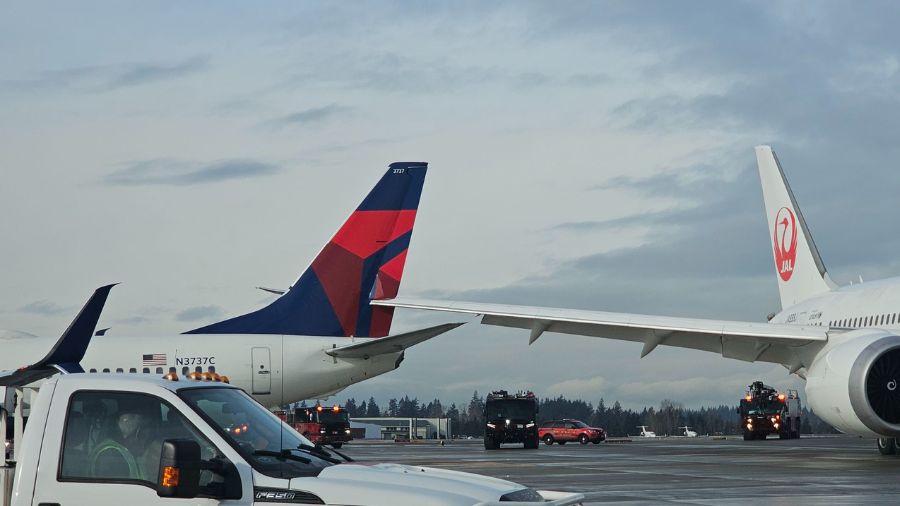 plane-collision-3