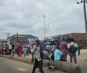 Protests Erupt In Lagos Mainland, Yaba Over Alleged APC Candidate Imposition