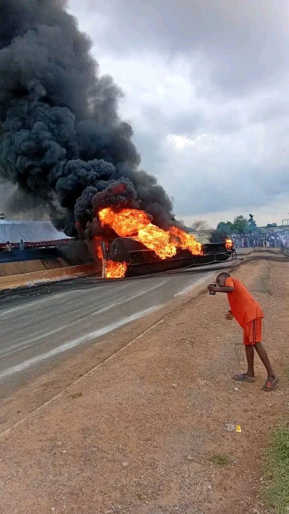 Fuel Tanker Explosion Sparks Traffic Gridlock On Ibadan Expressway