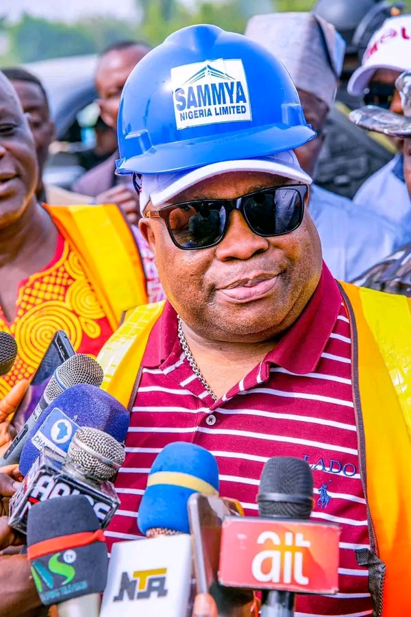 Gov Adeleke to Flag Off Third Phase of Osogbo–Ikirun–Ila Odo–Kwara Road Dualisation Monday, July 21 Osun State Governor, Senator Ademola Adeleke, will on Monday, July 21, 2025, flag off the third phase of the dualisation of the Osogbo–Ikirun–Ila Odo–Kwara State Boundary road. This is a fresh push to strengthen regional connectivity and drive economic growth through strategic infrastructure. The project, covering an additional 6 kilometres, is a continuation of the flagship road expansion initiative that links Osun’s capital city to northern border communities, eventually connecting to Kwara State. It is one of the most economically significant road corridors in the state, serving as a vital link for farmers, traders, and inter-state travelers. Governor Adeleke, who has repeatedly emphasized infrastructure as a cornerstone of his administration's developmental agenda, is expected to launch the construction works during a brief ceremony attended by top government officials, traditional rulers, and stakeholders.