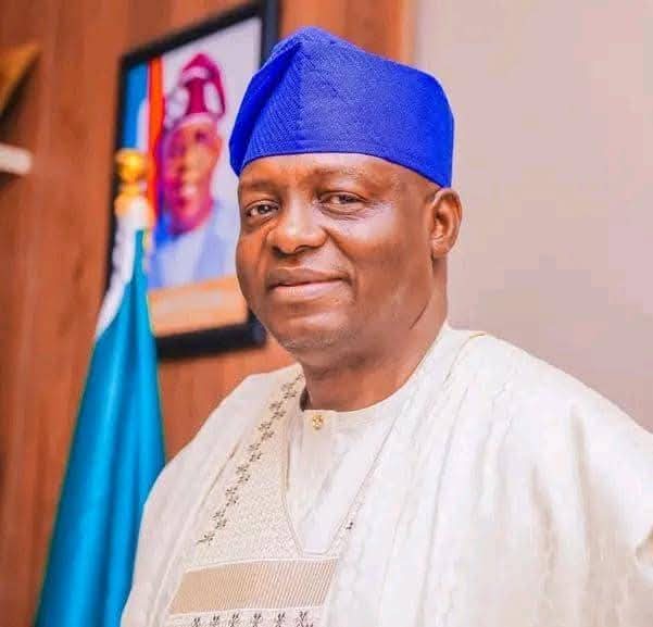 Prof. Yilwatda Nentawe Emerges APC National Chairman The National Executive Committee of the All Progressives Congress has named the Minister of Humanitarian Affairs and Social Development, Yilwatda Nentawe, as substantive chairman of the party. Imo State Governor Hope Uzodimma, who heads the Progressive Governors’ Forum, announced the motion at the ongoing 14th meeting of the Committee holding at the State House Conference Centre, Abuja. The motion was seconded by the Speaker of the House of Representatives, Tajudeen Abbas. The minister was immediately sworn in thereafter. Nentawe took the oath of office at 02:50 pm in the presence of party bigwigs during the 14th NEC meeting holding at the State House Conference Centre, Abuja, on Thursday. Nentawe, who hails from Plateau State, North Central Zone, was the APC’s Governorship candidate in the 2023 elections. Details shortly….