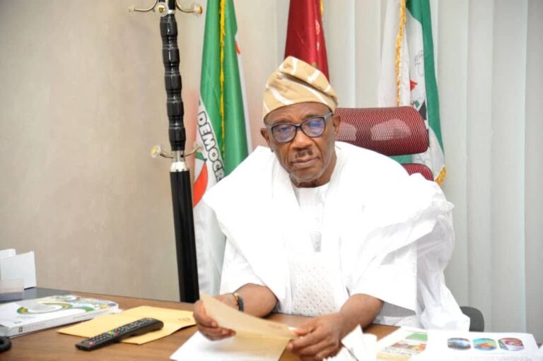 Osun Senator Fadahunsi Dumps PDP Over Protracted Crisis