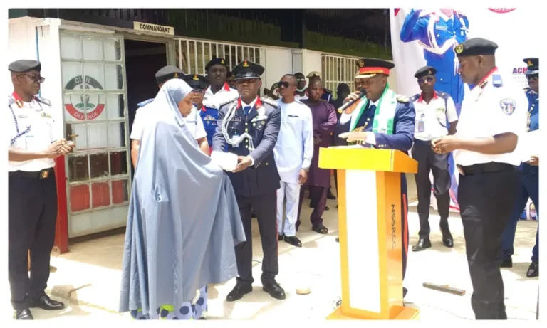 NSCDC Donates N900,000 to6 Family Of Slain Officer In Jigawa