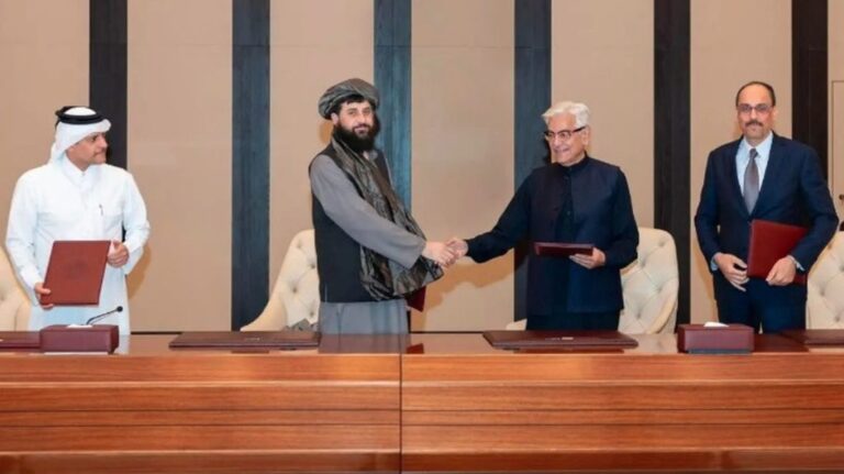 Pakistan, Afghanistan Agree to Ceasefire After Deadly Border Clashes